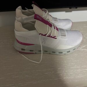 On Cloud Cloudnova Barbie Pink